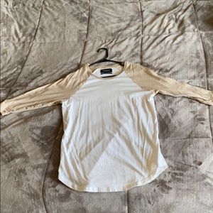 PacSun tan & white scalloped fit raglan sleeve tee